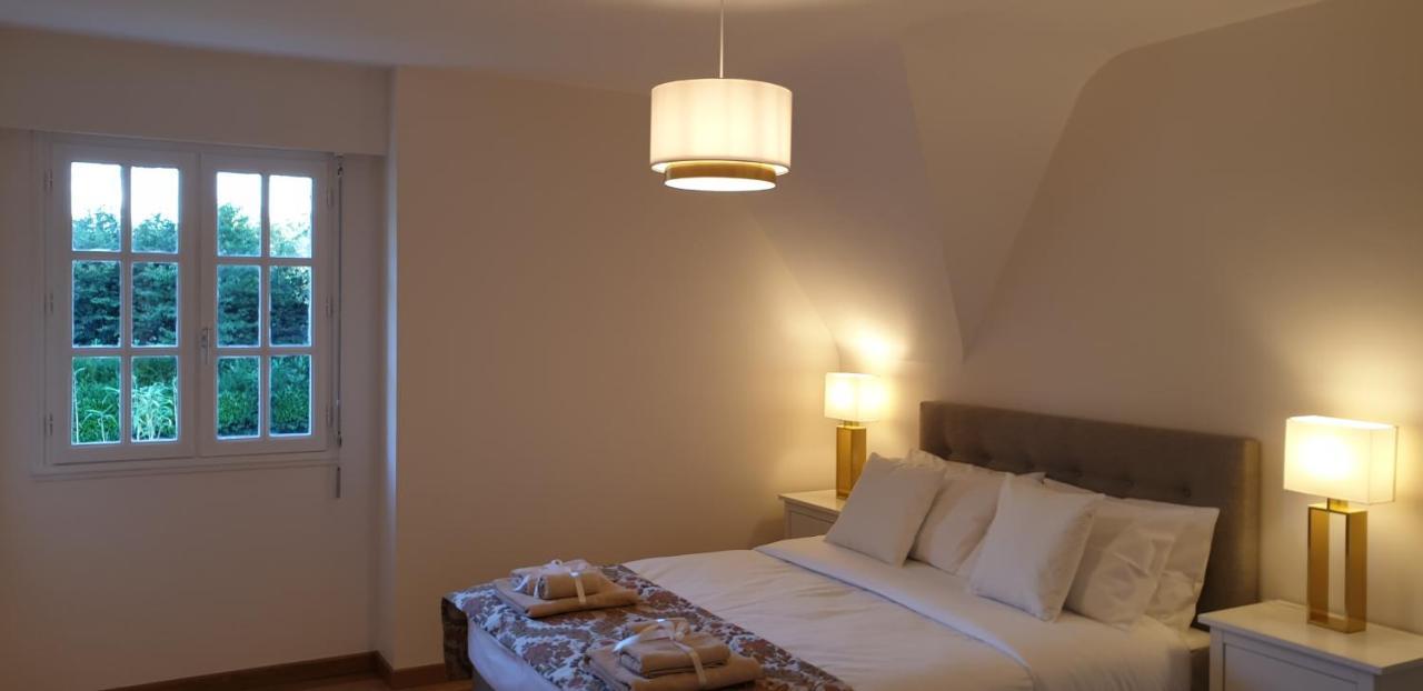 Crown Roads Bed & Breakfast Le Faouët Eksteriør bilde