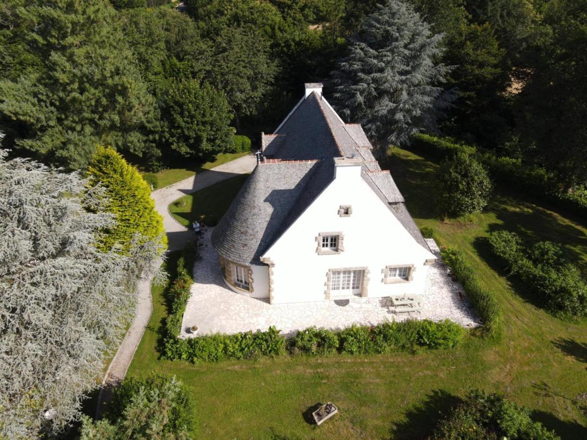 Crown Roads Bed & Breakfast Le Faouët Eksteriør bilde