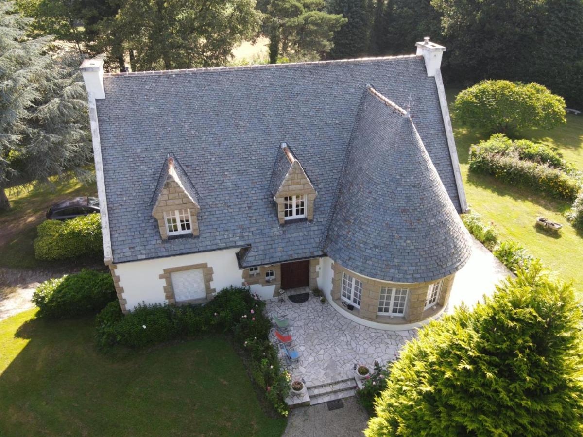 Crown Roads Bed & Breakfast Le Faouët Eksteriør bilde
